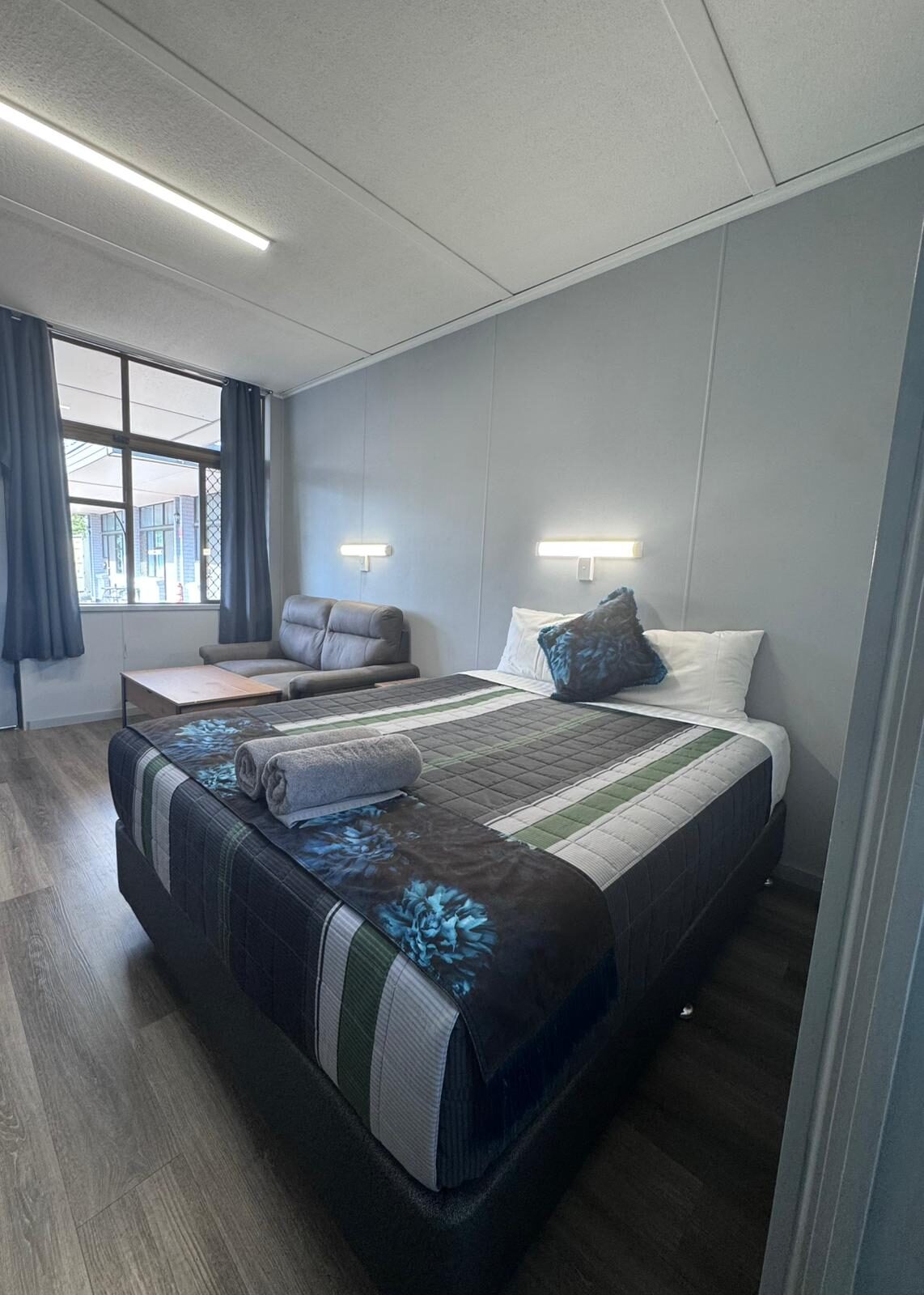 Premium Queen Room with double bed